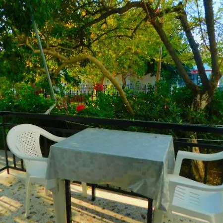 κωνσταντίνος έλενα Pefki (Evia)