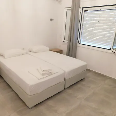 κωνσταντίνος έλενα * Pefki (Evia)