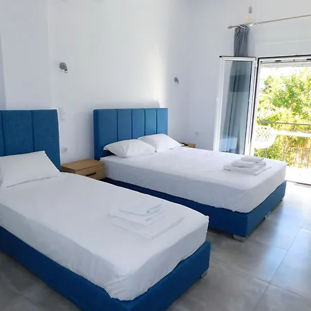 κωνσταντίνος έλενα * Pefki (Evia)