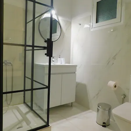 Apartment κωνσταντίνος έλενα *